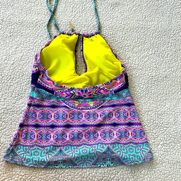 Jessica Simpson Swimsuit Tankini Top, Size small - Picture 4 of 7